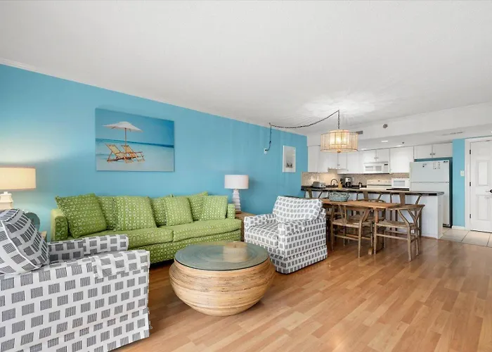 Royal Hawaiian - Amazing 2 Bedroom With Outdoor & Indoor Pool! Holiday home *