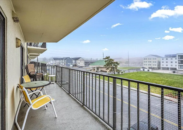 Holiday home Royal Hawaiian - Amazing 2 Bedroom With Outdoor & Indoor Pool! Ocean City