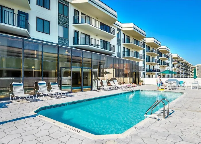 Royal Hawaiian - Amazing 2 Bedroom With Outdoor & Indoor Pool! * Ocean City